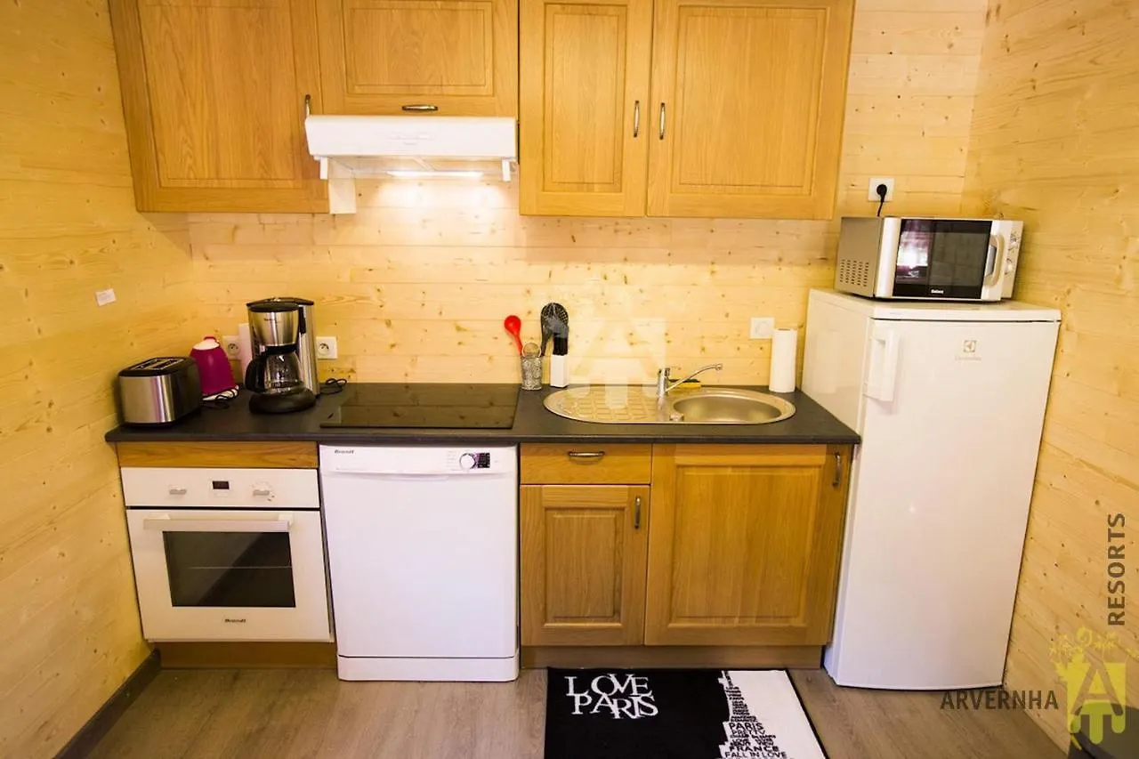 Chalet Des Noisettes Murol 0*,  France