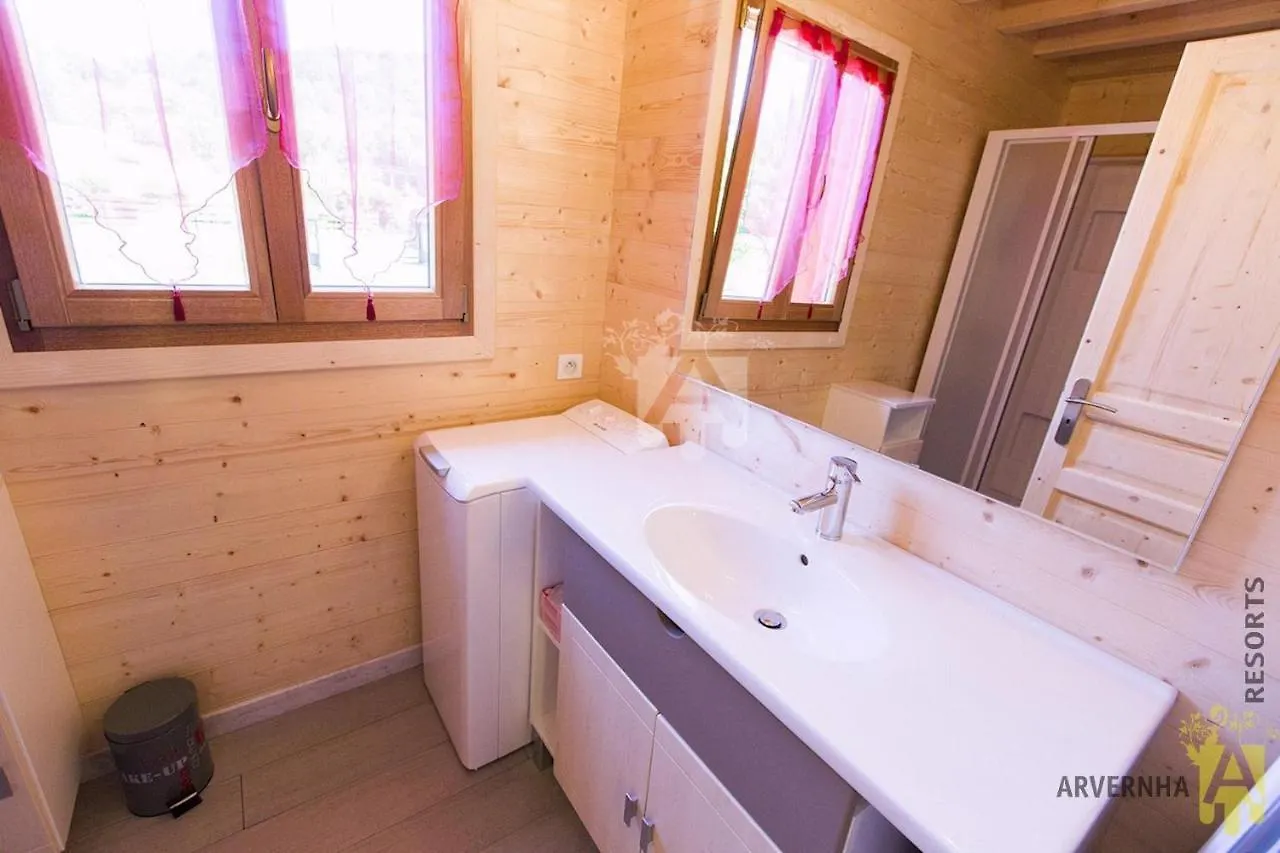Chalet Des Noisettes Murol France